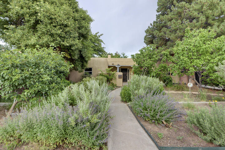 1228 Lafayette Drive NE  Albuquerque NM 87106 photo