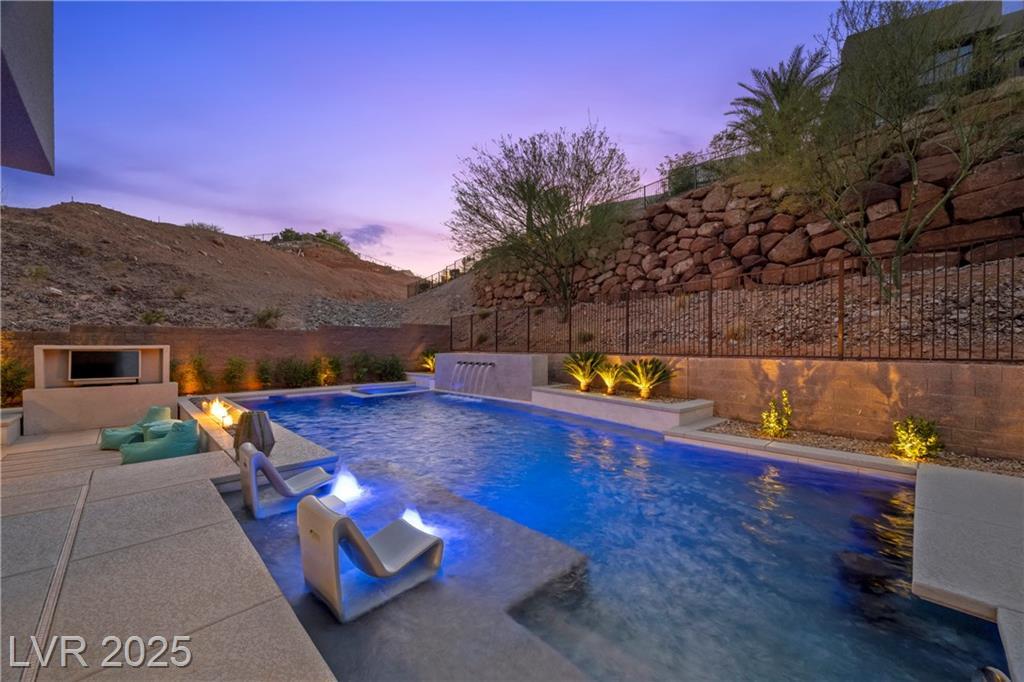Property Photo:  5 Highland Cove Lane  NV 89011 