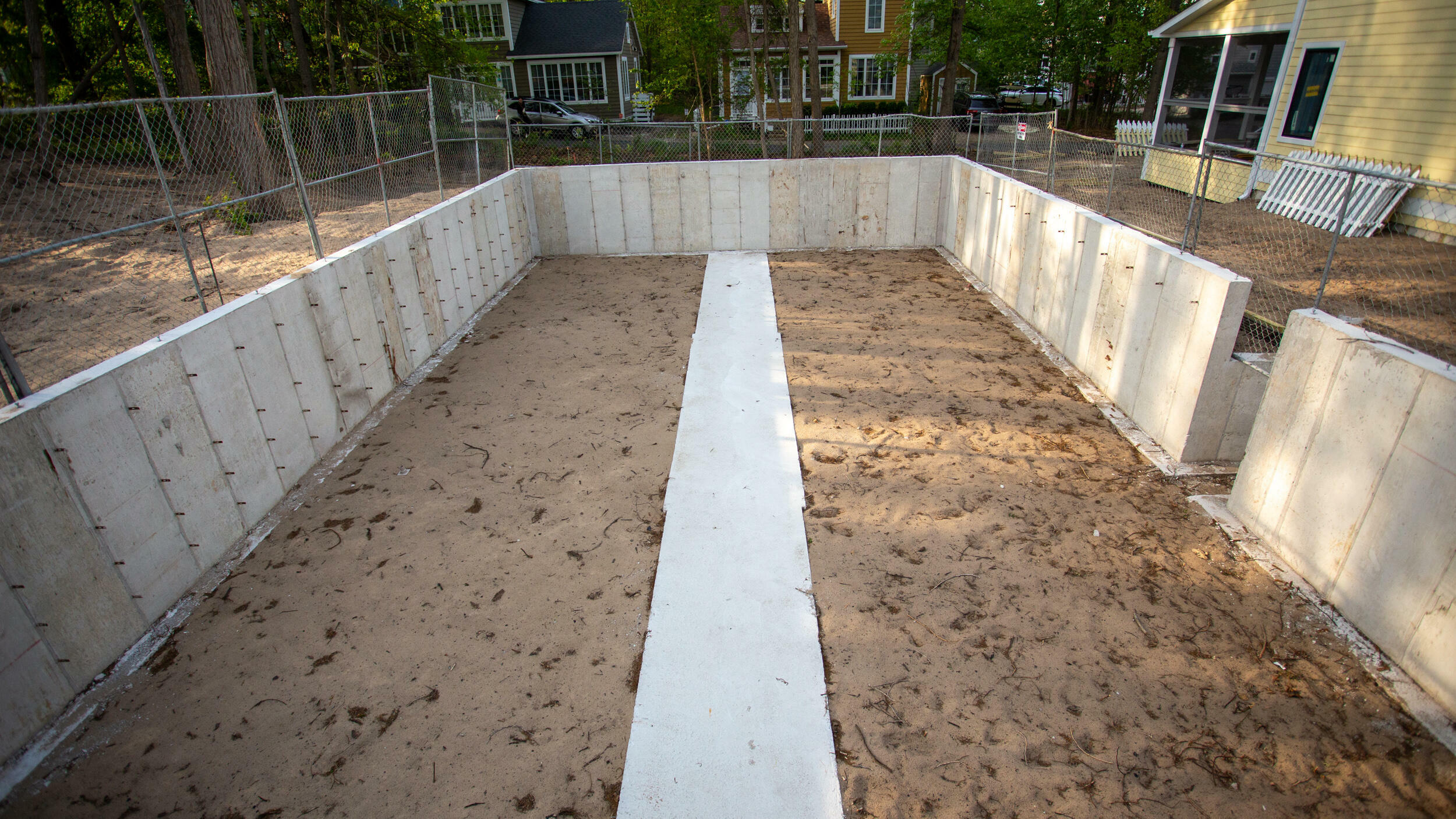 Property Photo: 810 Washington Park Boulevard IN 46360