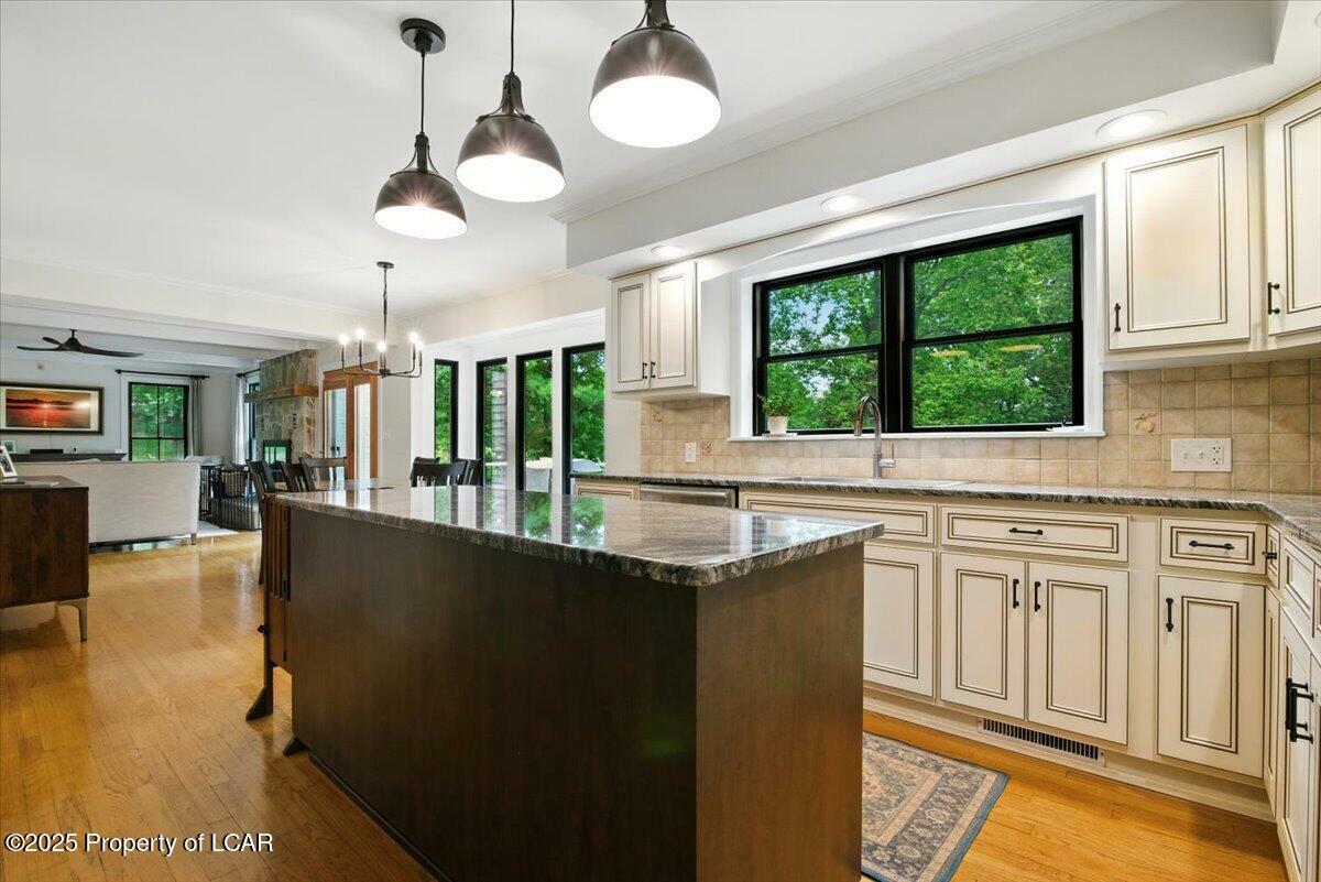 Property Photo: 900 Timber Grove Road PA 18708