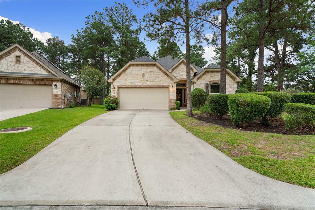 Property Photo:  99 W Jagged Ridge Circle  TX 77389 