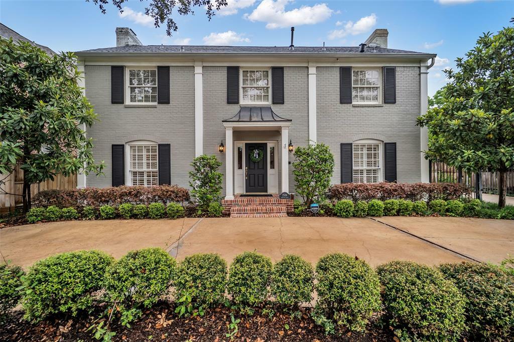 Property Photo: 2539 Addison Road TX 77030