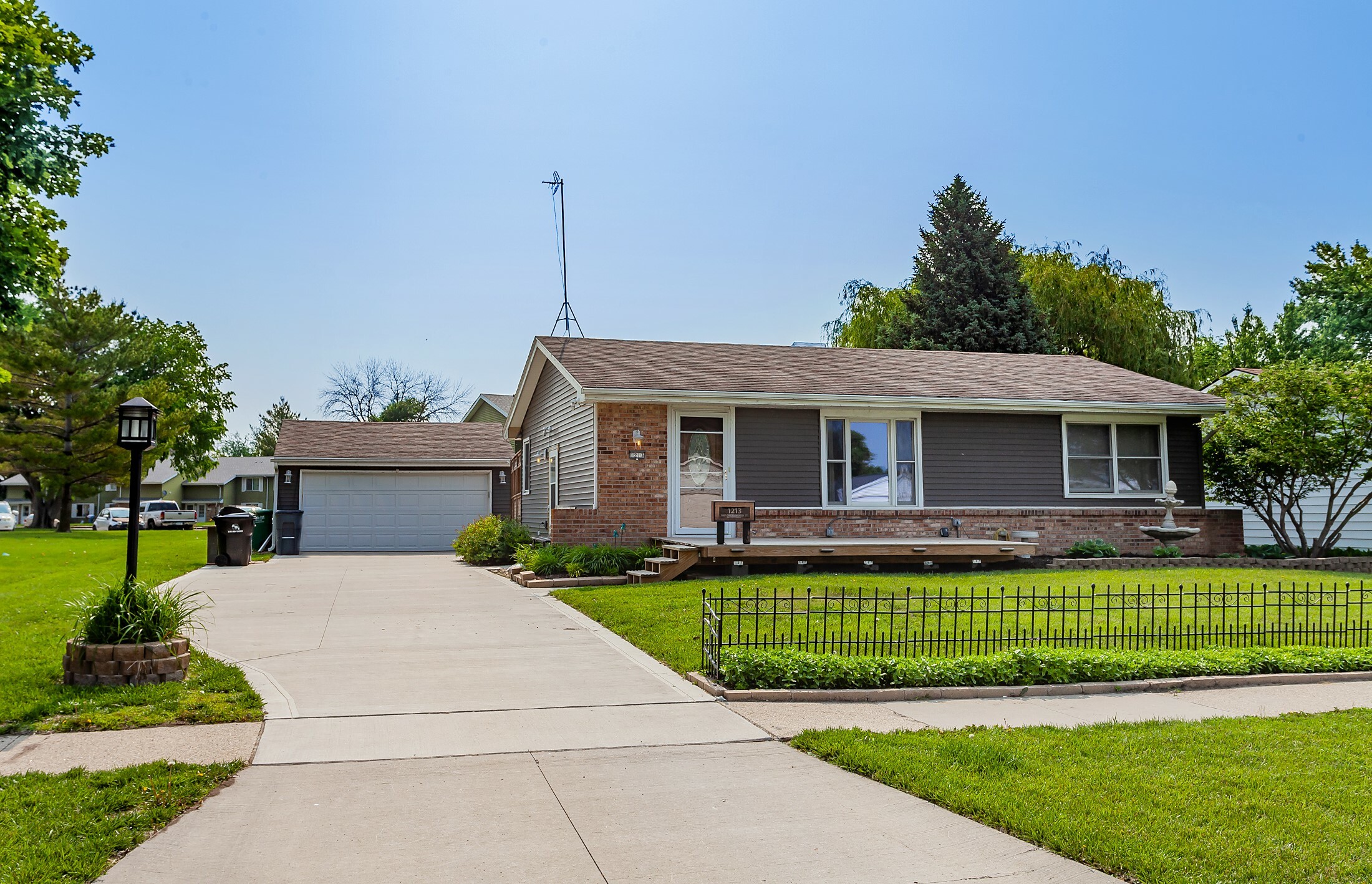 1213 NW Greenwood Street  Ankeny IA 50023 photo