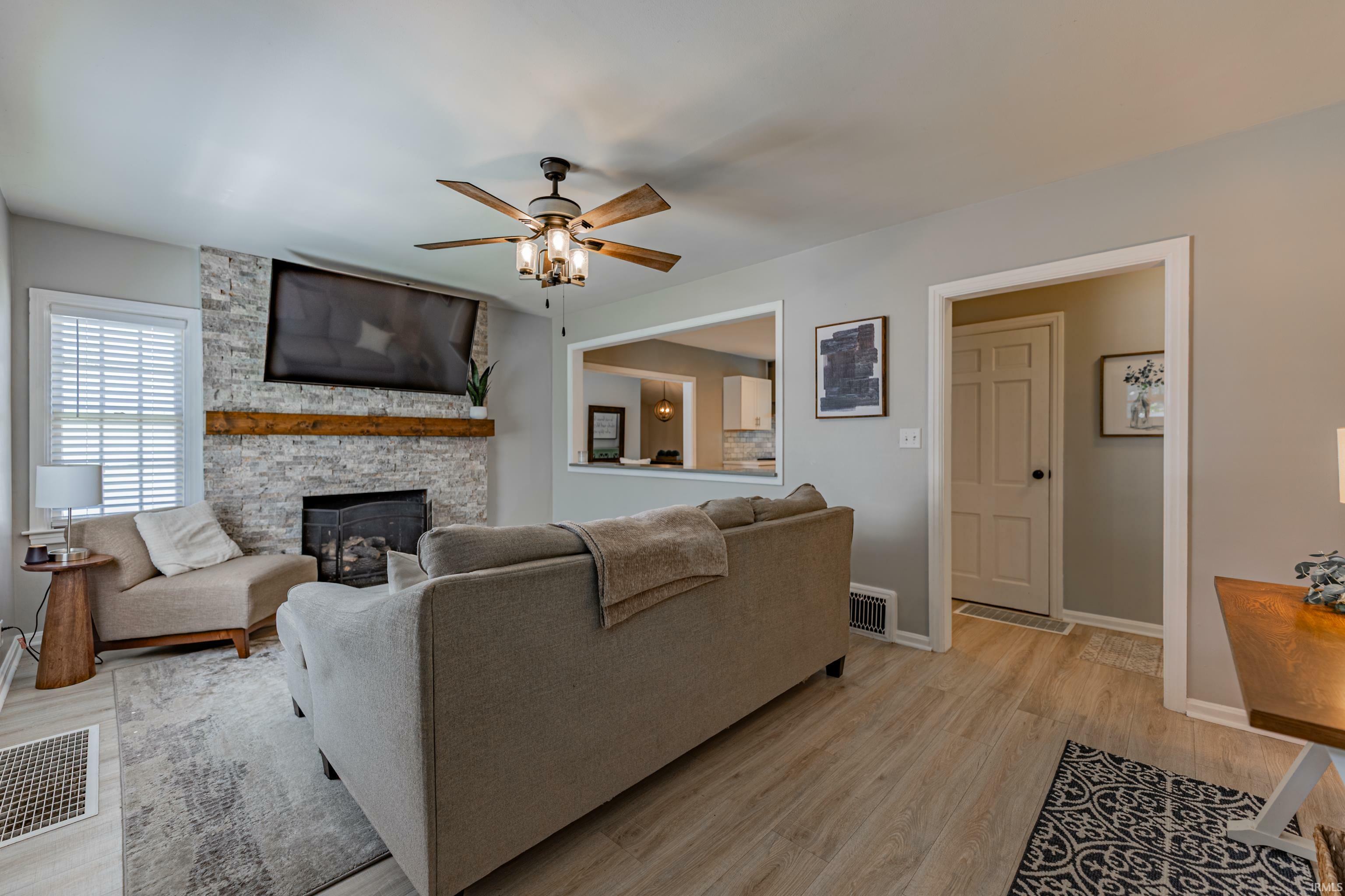Property Photo: 410 S Boeke Road IN 47714