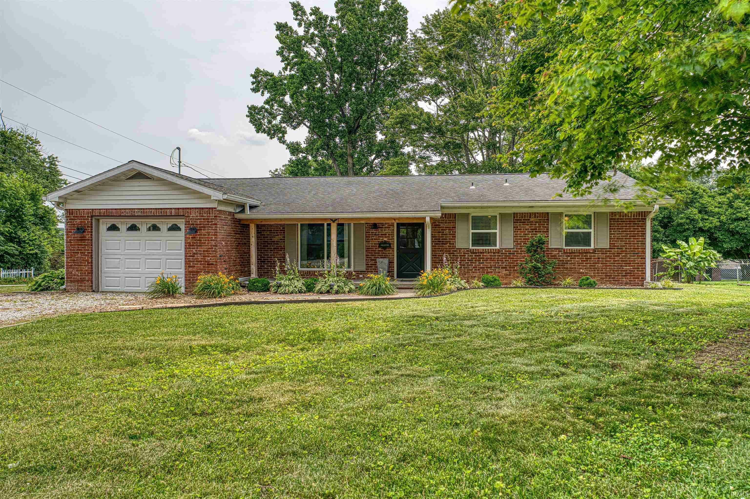 Property Photo: 4700 Lenn Road IN 47630
