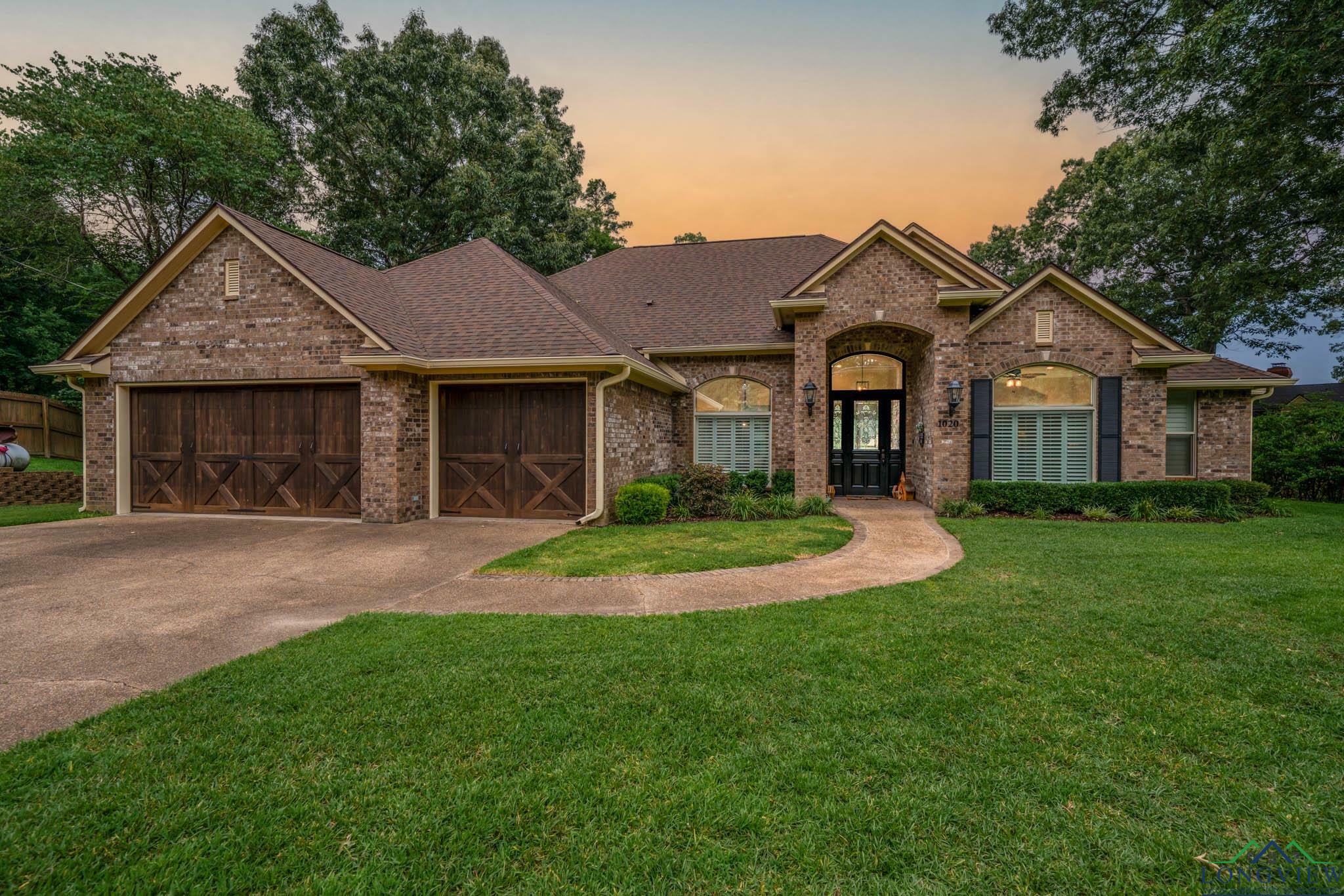 1020 Shadowood Dr  Marshall TX 75672 photo