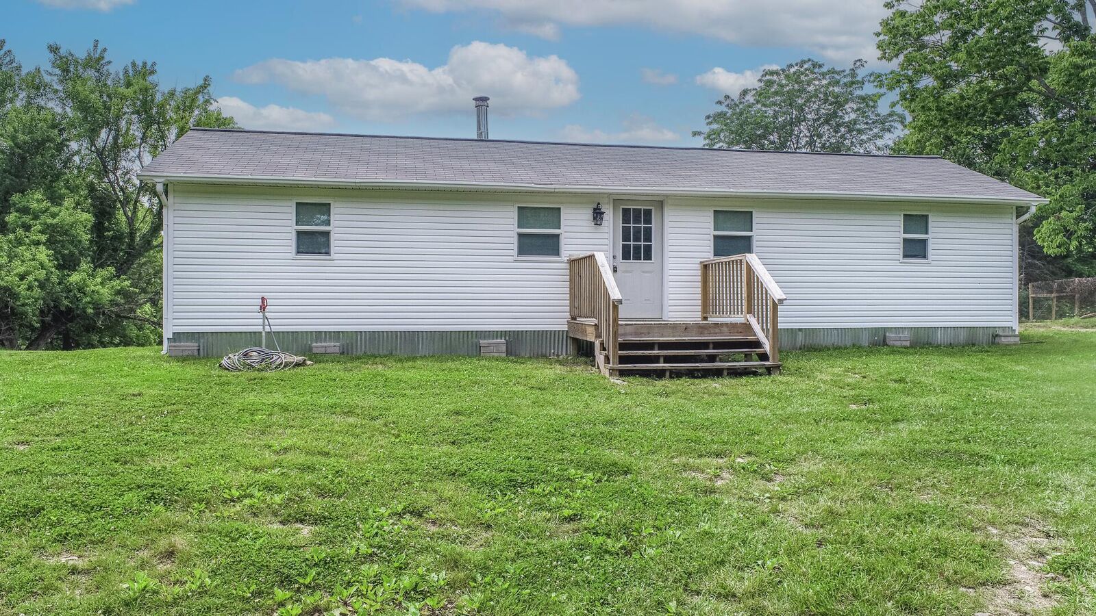 Property Photo:  640 Snake Ridge Road  KY 40374 