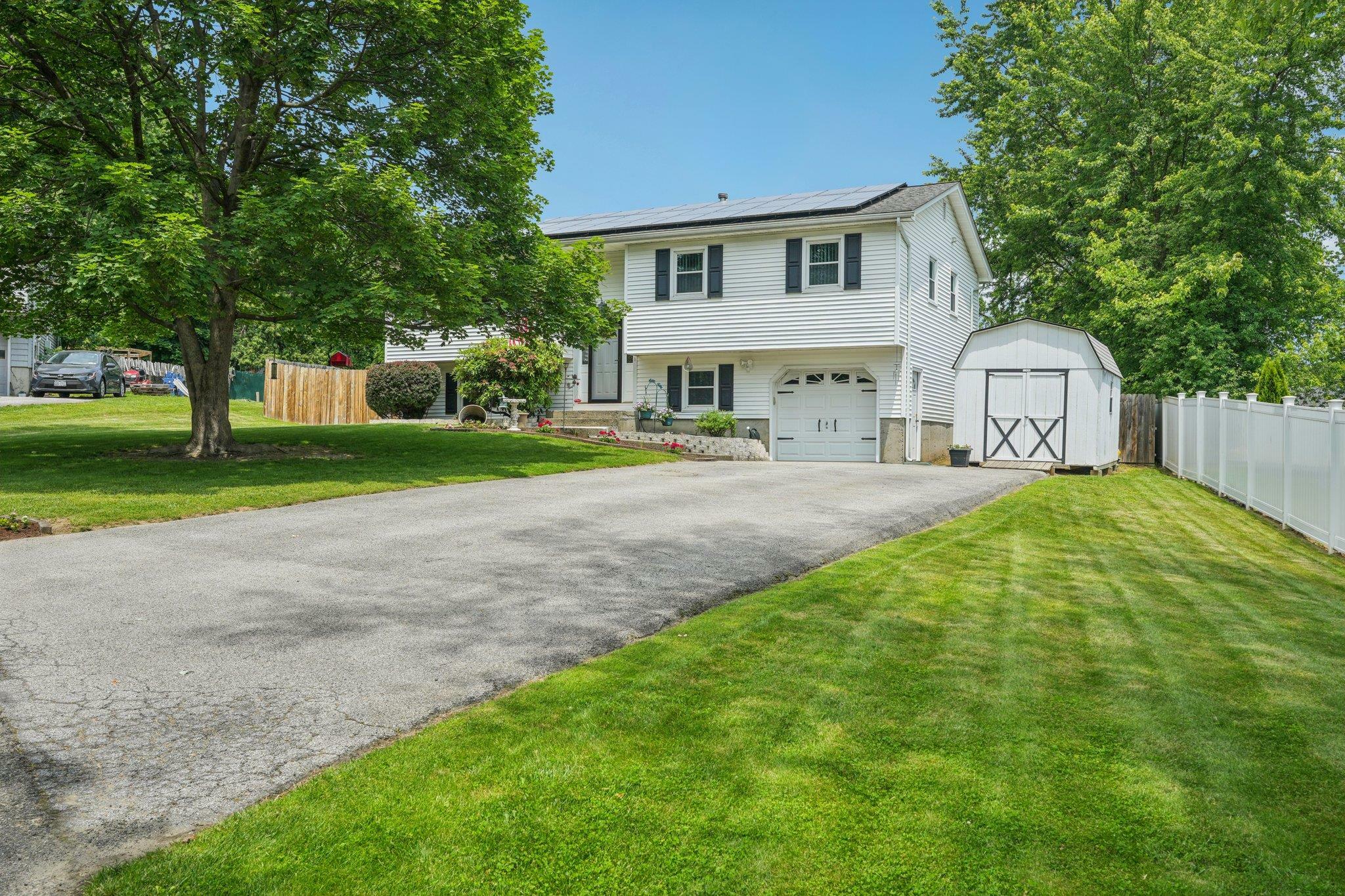 Property Photo: 304 Cloverdale Court NY 12553