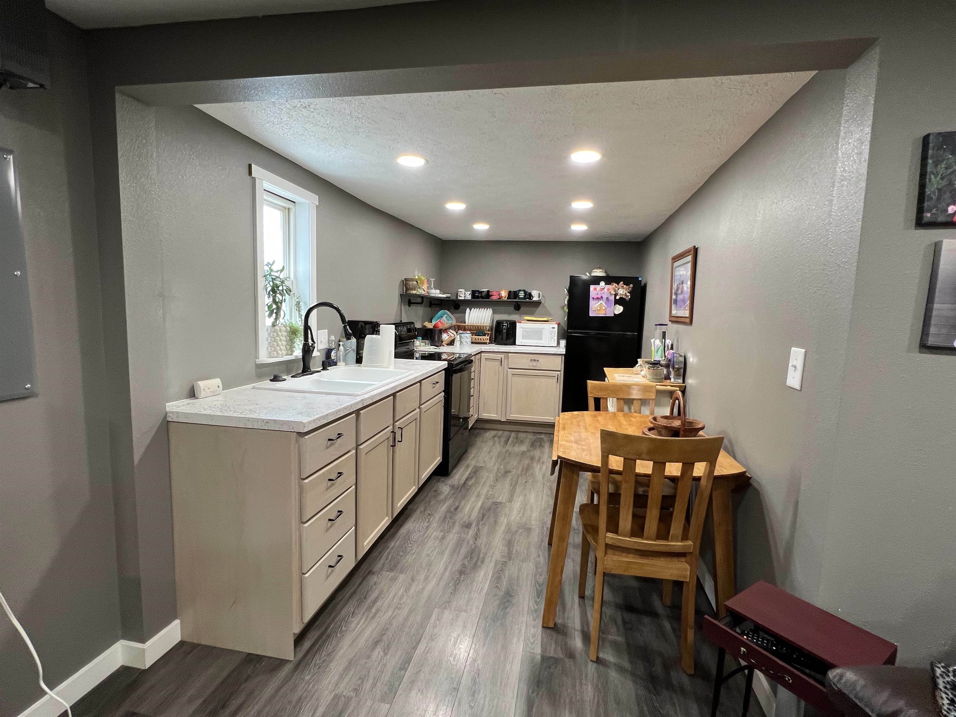Property Photo: 1104 W A Street NE 69101
