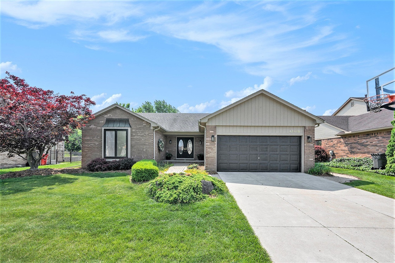 43870 Boulder Drive  Clinton Township MI 48038-1422 photo