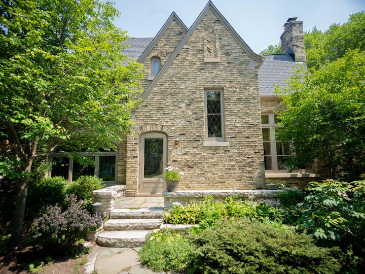 2544 N 91st St  Wauwatosa WI 53226 photo