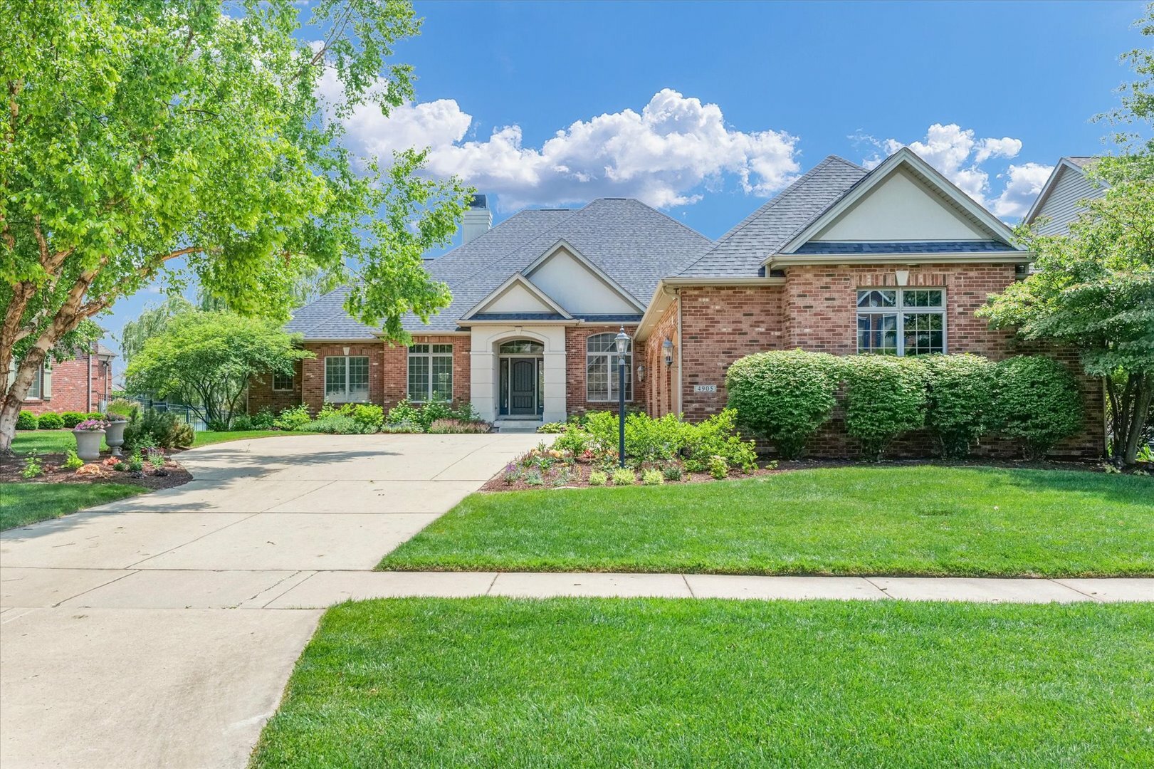 4905 Peifer Lane  Champaign IL 61822 photo