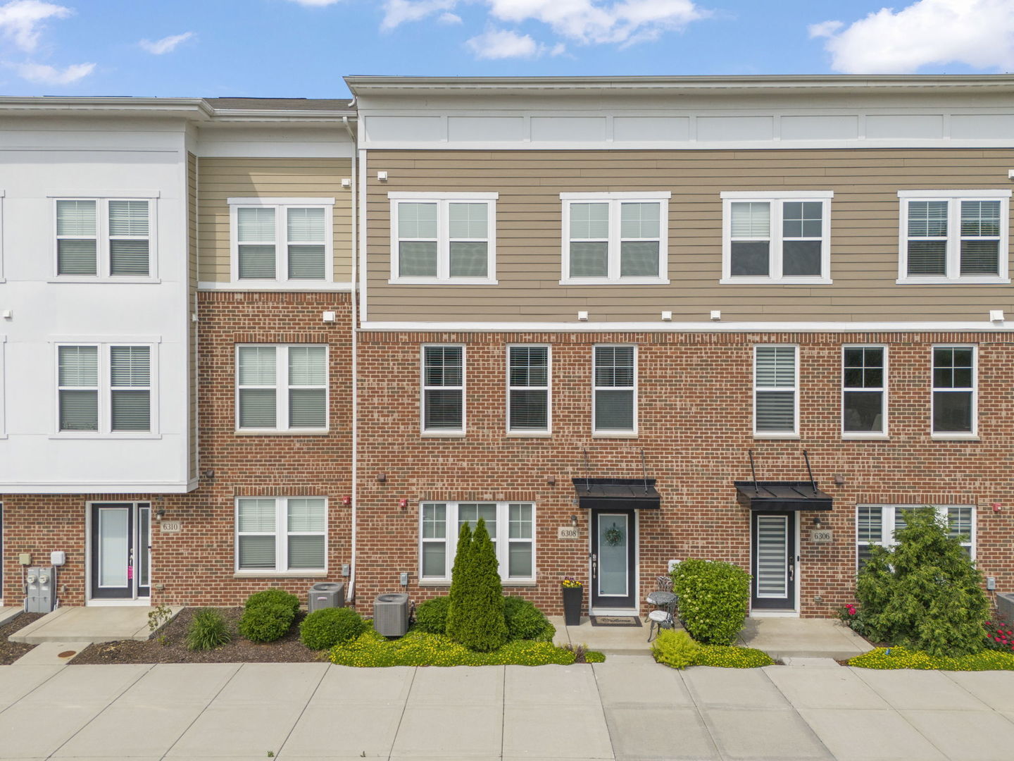 Property Photo:  6308 Main Street  IL 60517 