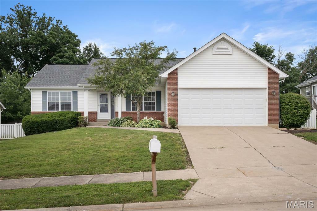 Property Photo: 104 Ashford Oaks Court MO 63385