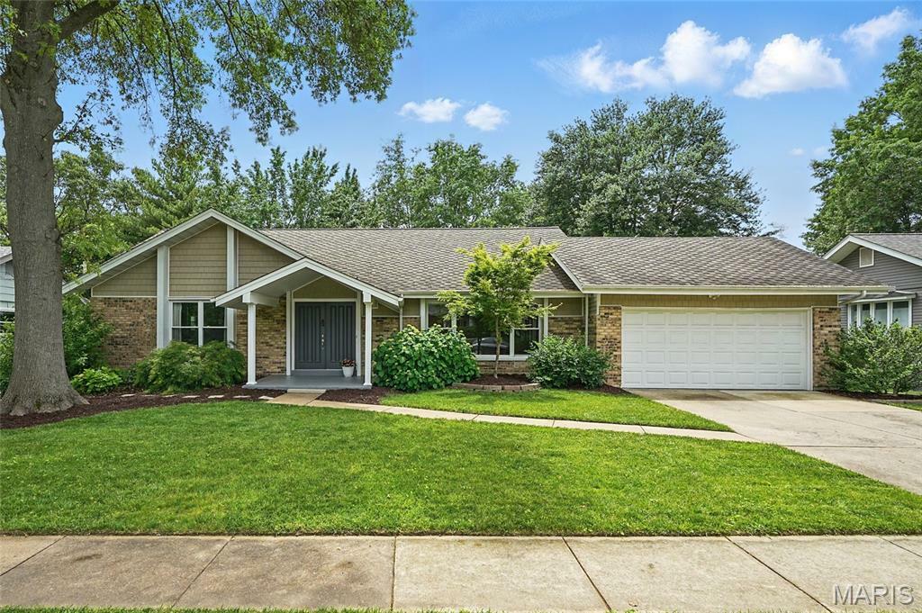 Property Photo: 12872 Haverton Drive MO 63141