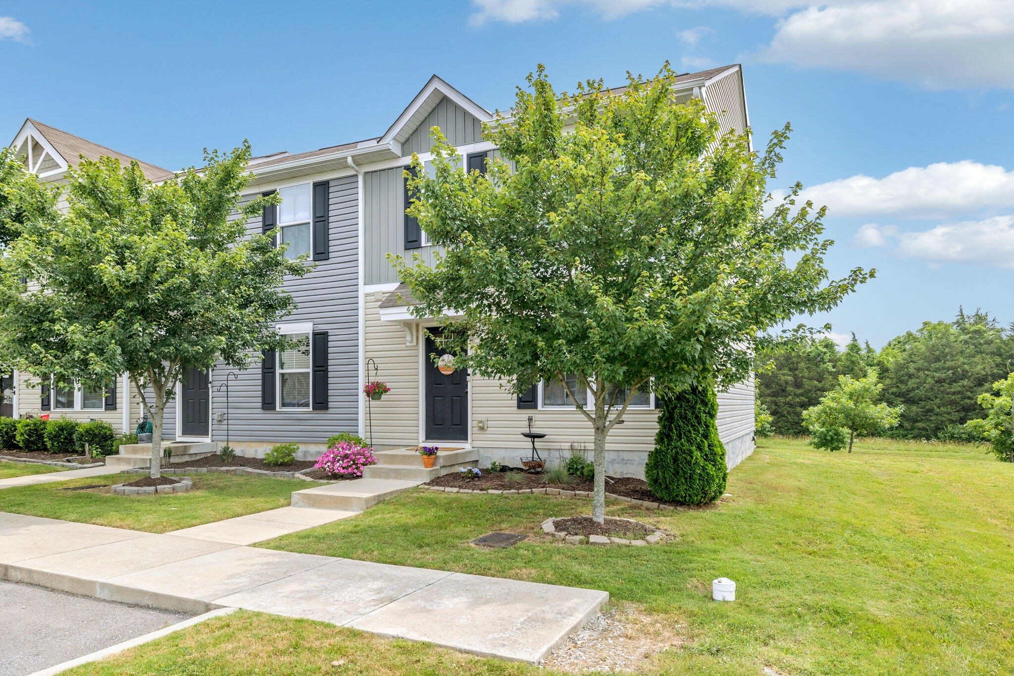 Property Photo: 2119 Portway Alley 2119 TN 37207