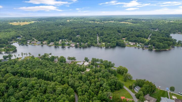 Property Photo: 2016 Coweta Dr TN 38572