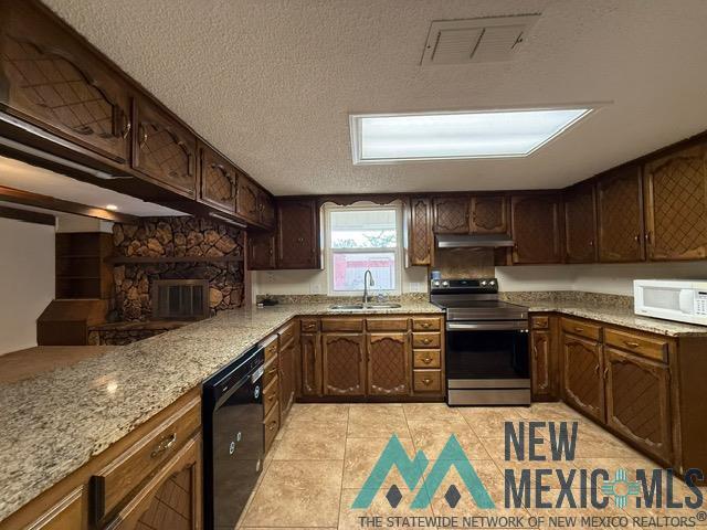 Property Photo: 2017 Glenarm Drive NM 88101