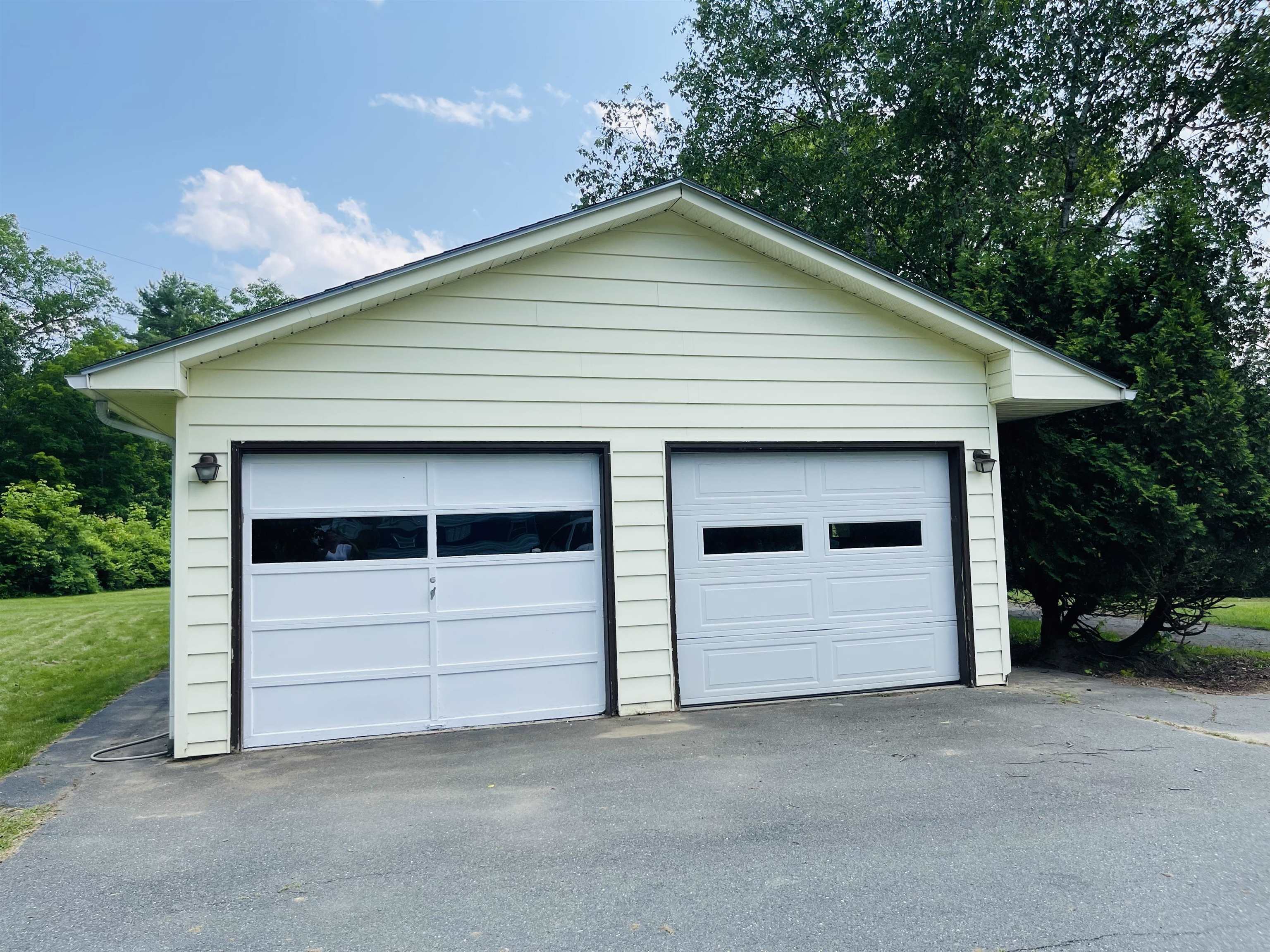 Property Photo: 220 Littleton Road NH 03771