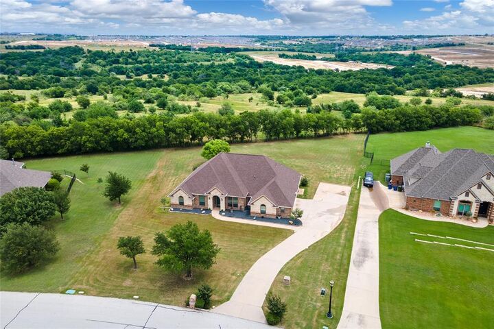 Property Photo: 3217 S Bay Breeze Lane TX 76179