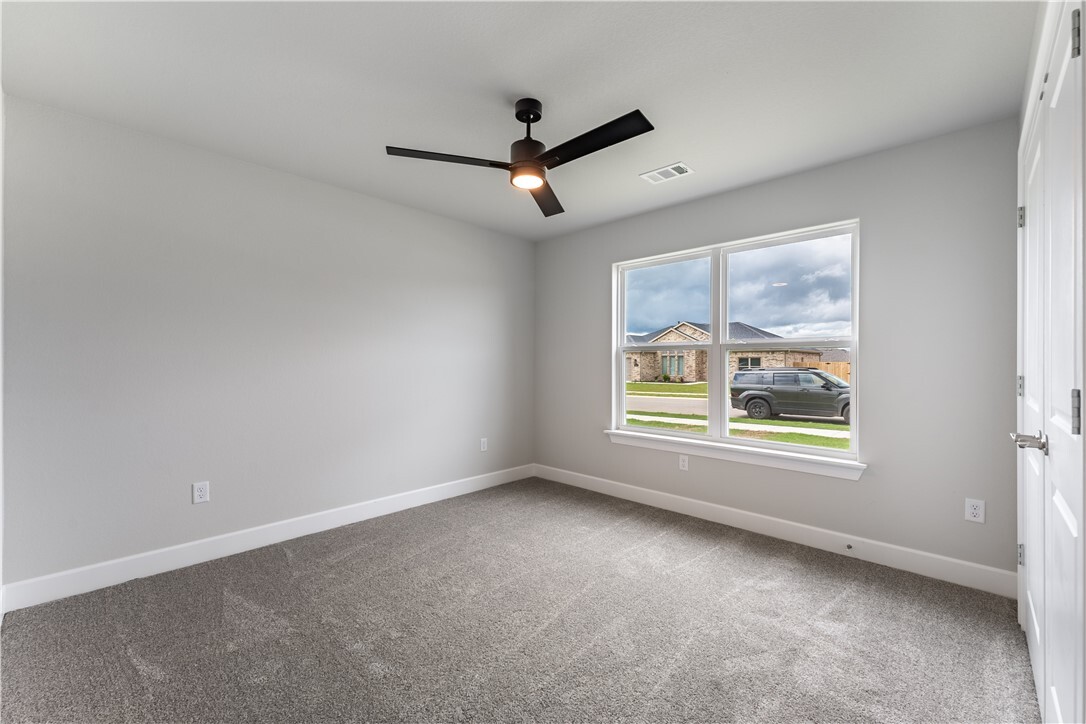 Property Photo: 1001 Autumn Royal Avenue AR 72745