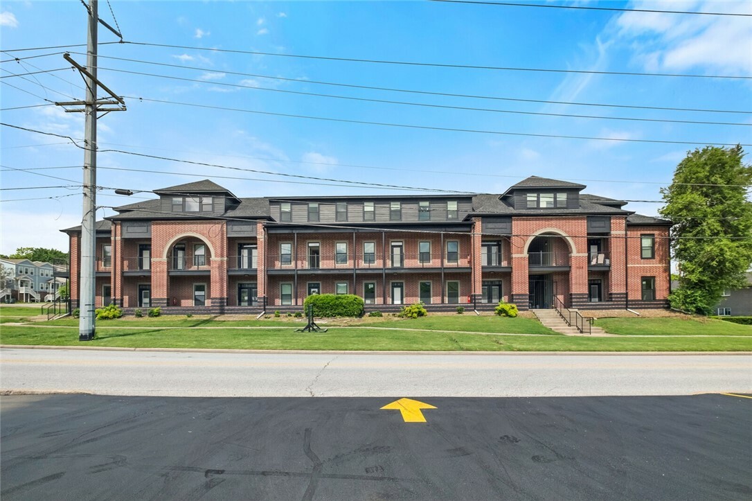 1115 N Leverett Avenue 205  Fayetteville AR 72703 photo