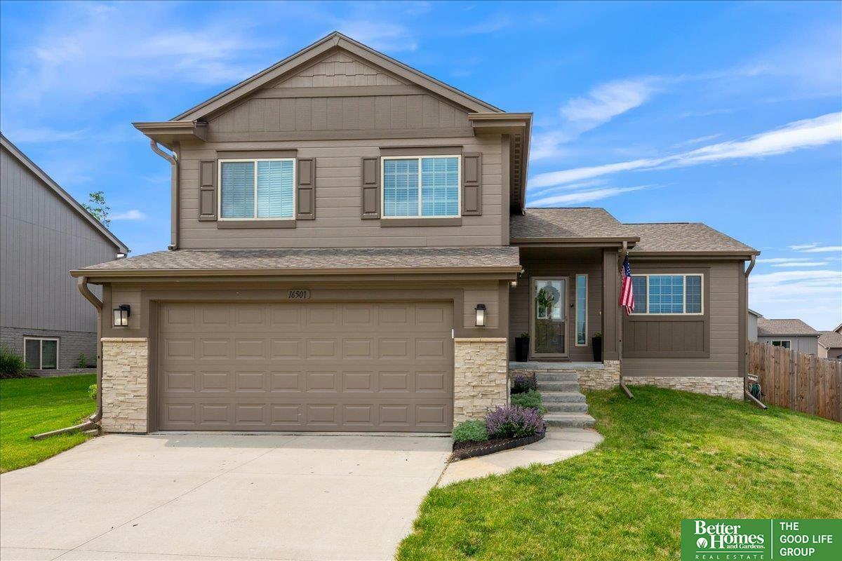 Property Photo: 16501 Potter Street NE 68007