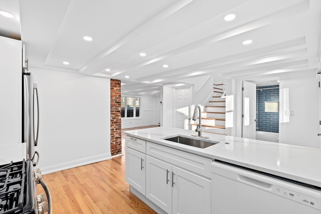 Property Photo: 151 Hull St 151 MA 02025