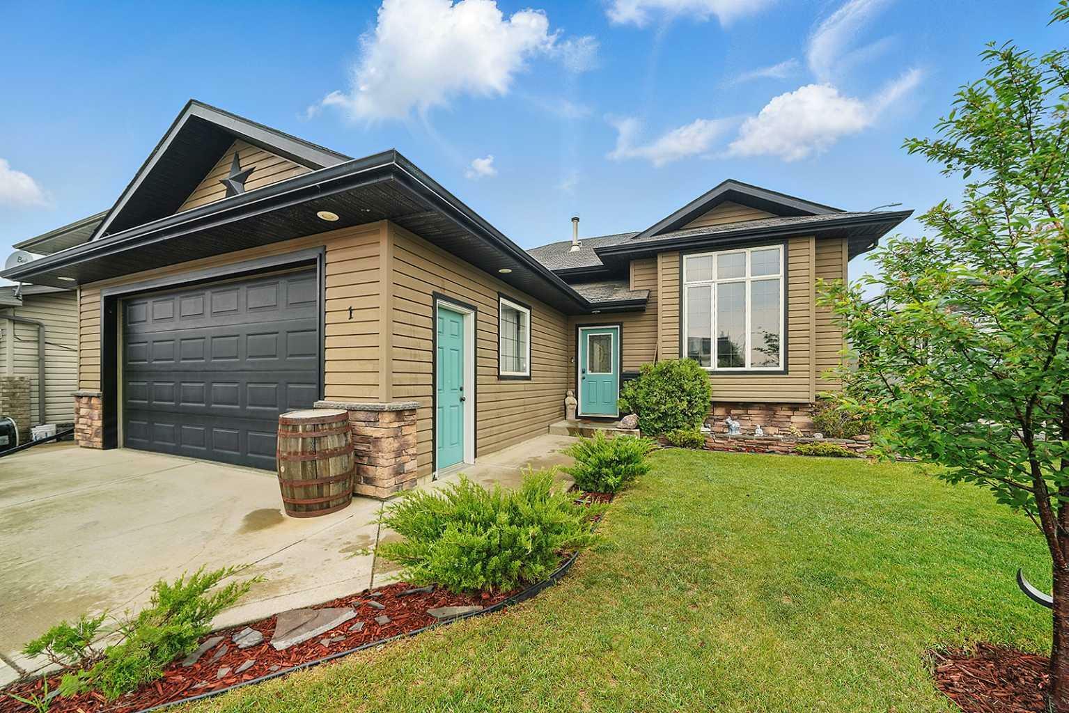 1 Holbrook Place  Sylvan Lake AB T4S 2P2 photo