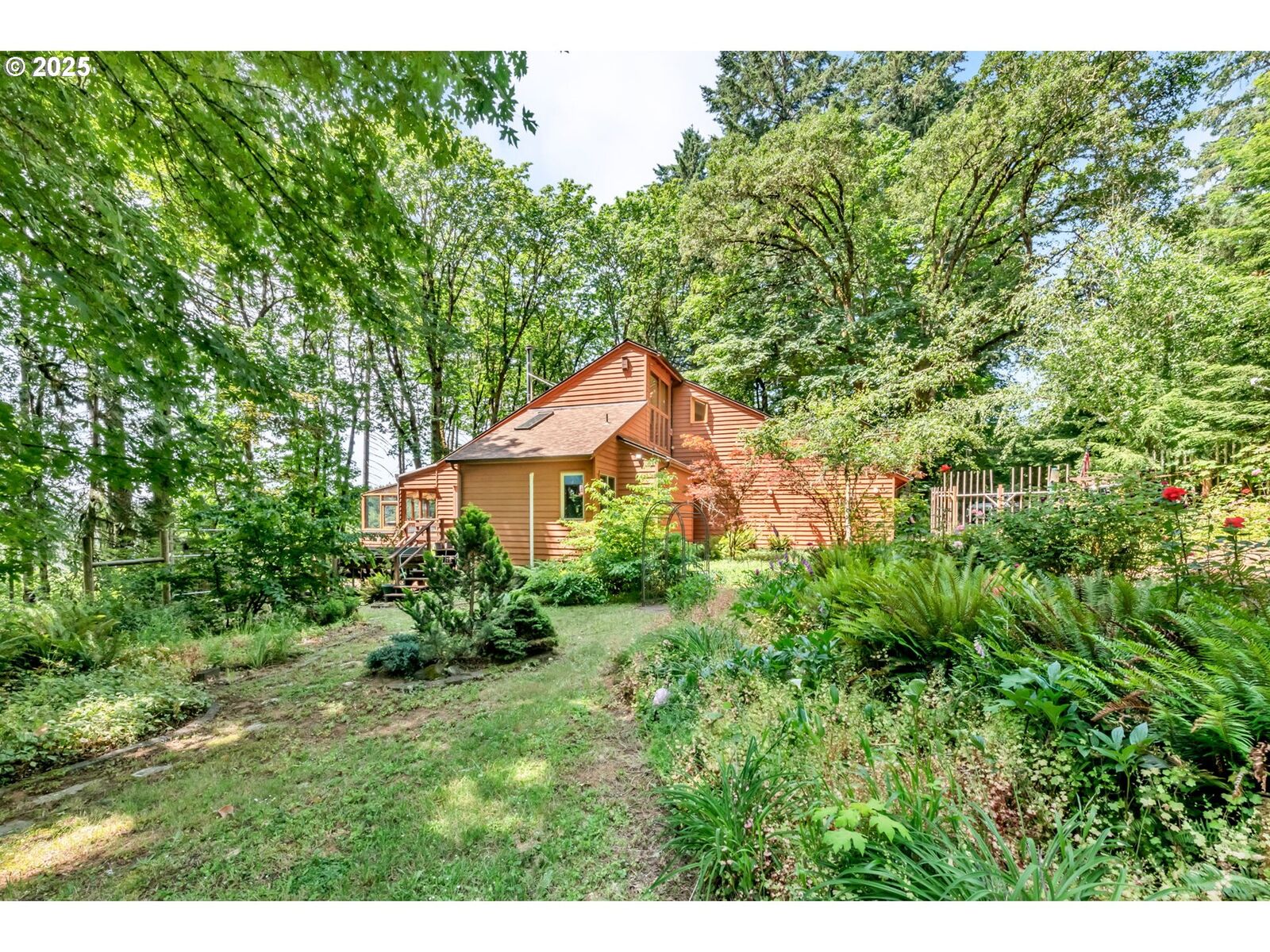 Property Photo:  25498 Butler Rd  OR 97448