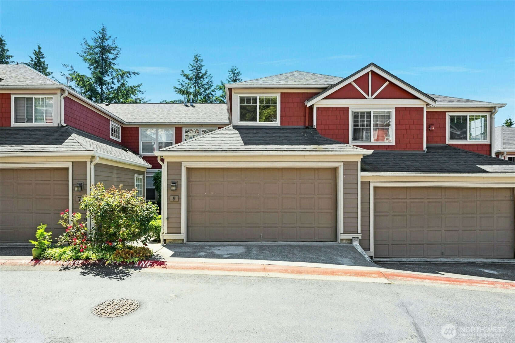 Property Photo: 2840 139th Avenue SE 9 WA 98005
