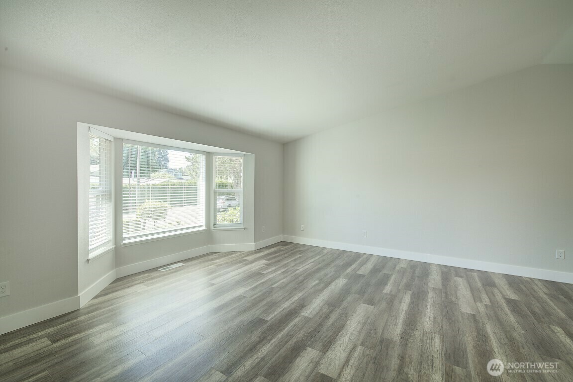 Property Photo: 25952 118th Place SE WA 98030