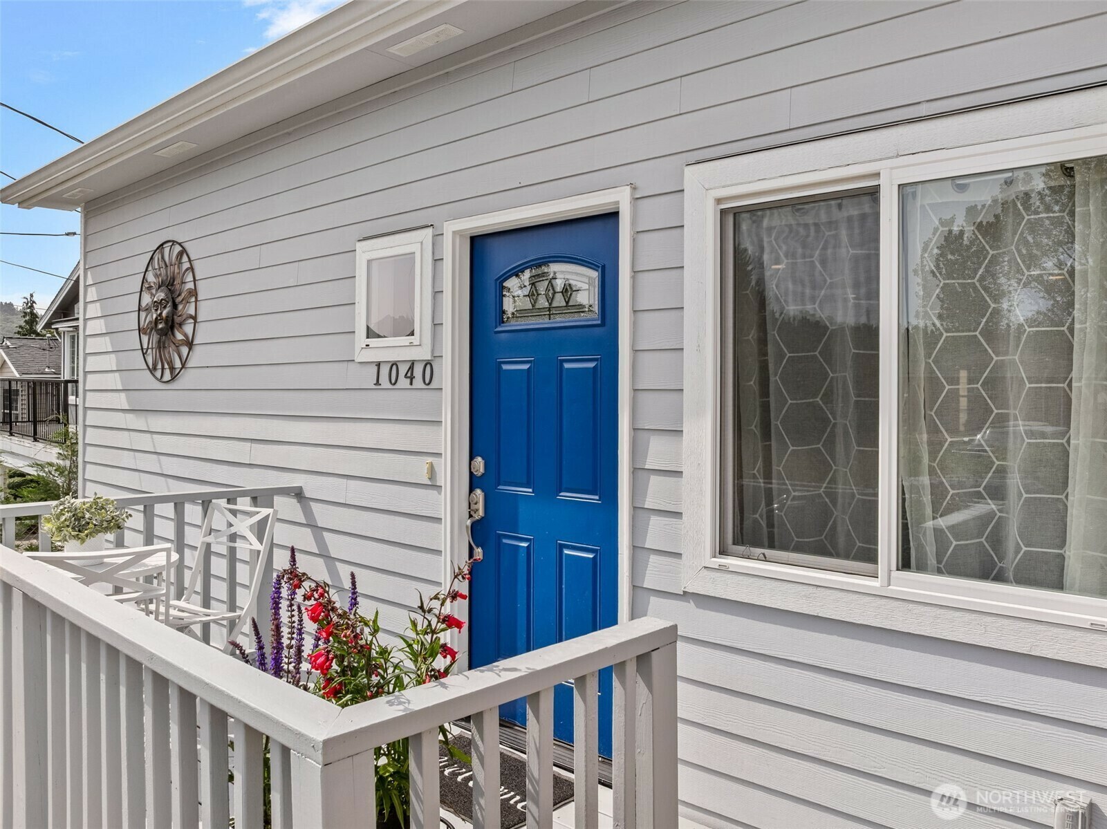 Property Photo: 1040 S Director Street A WA 98108
