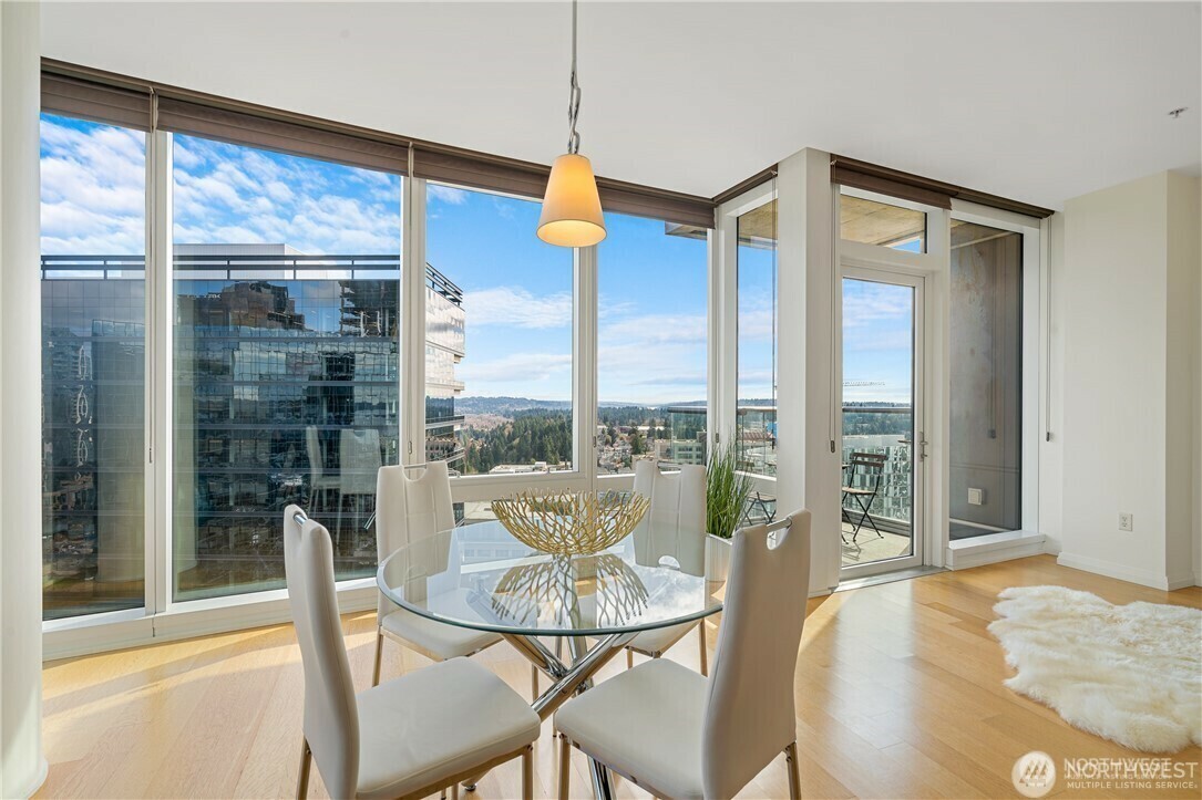 Property Photo: 10700 NE 4th Street 2612 WA 98004