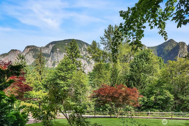 Property Photo: 43808 SE 80th Street WA 98045