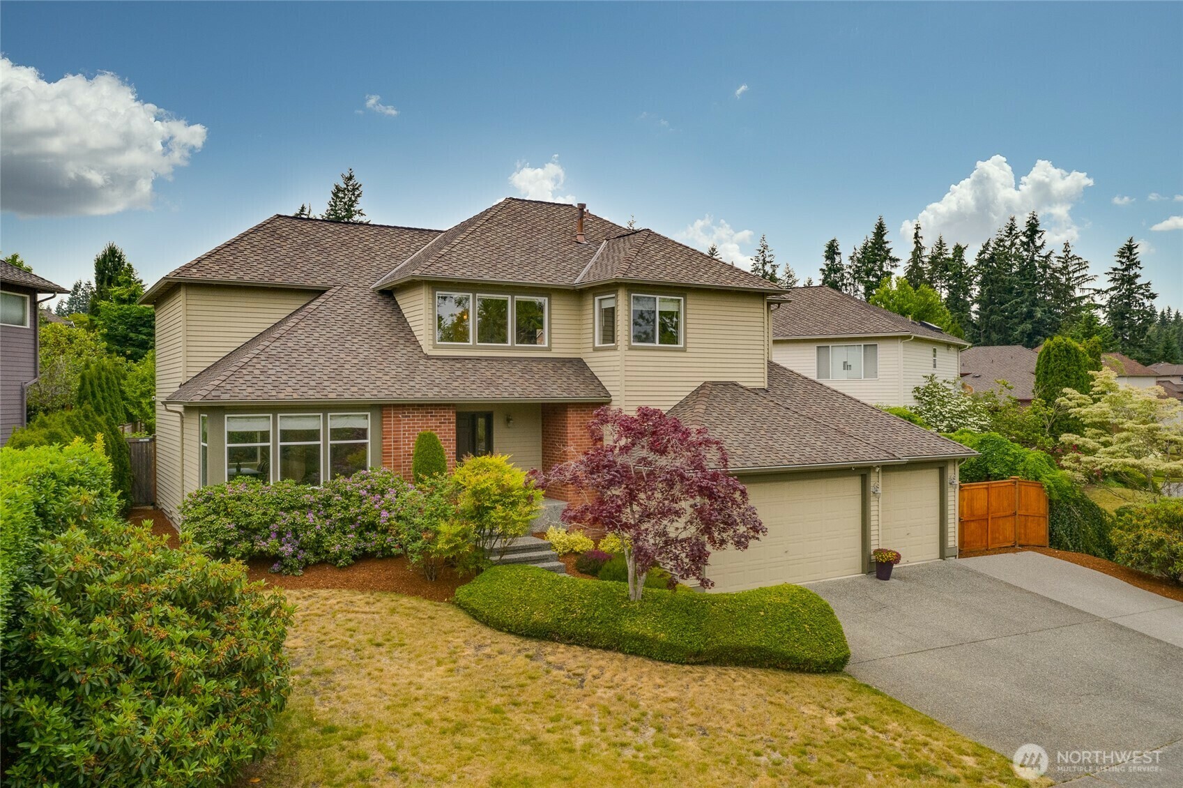 Property Photo: 11318 34th Drive SE WA 98208