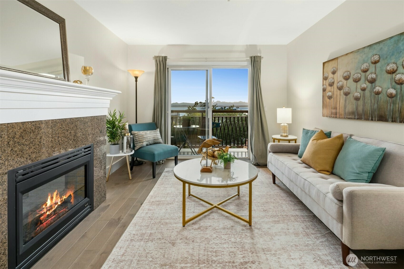 Property Photo: 133 Queen Anne Avenue N 304 WA 98109