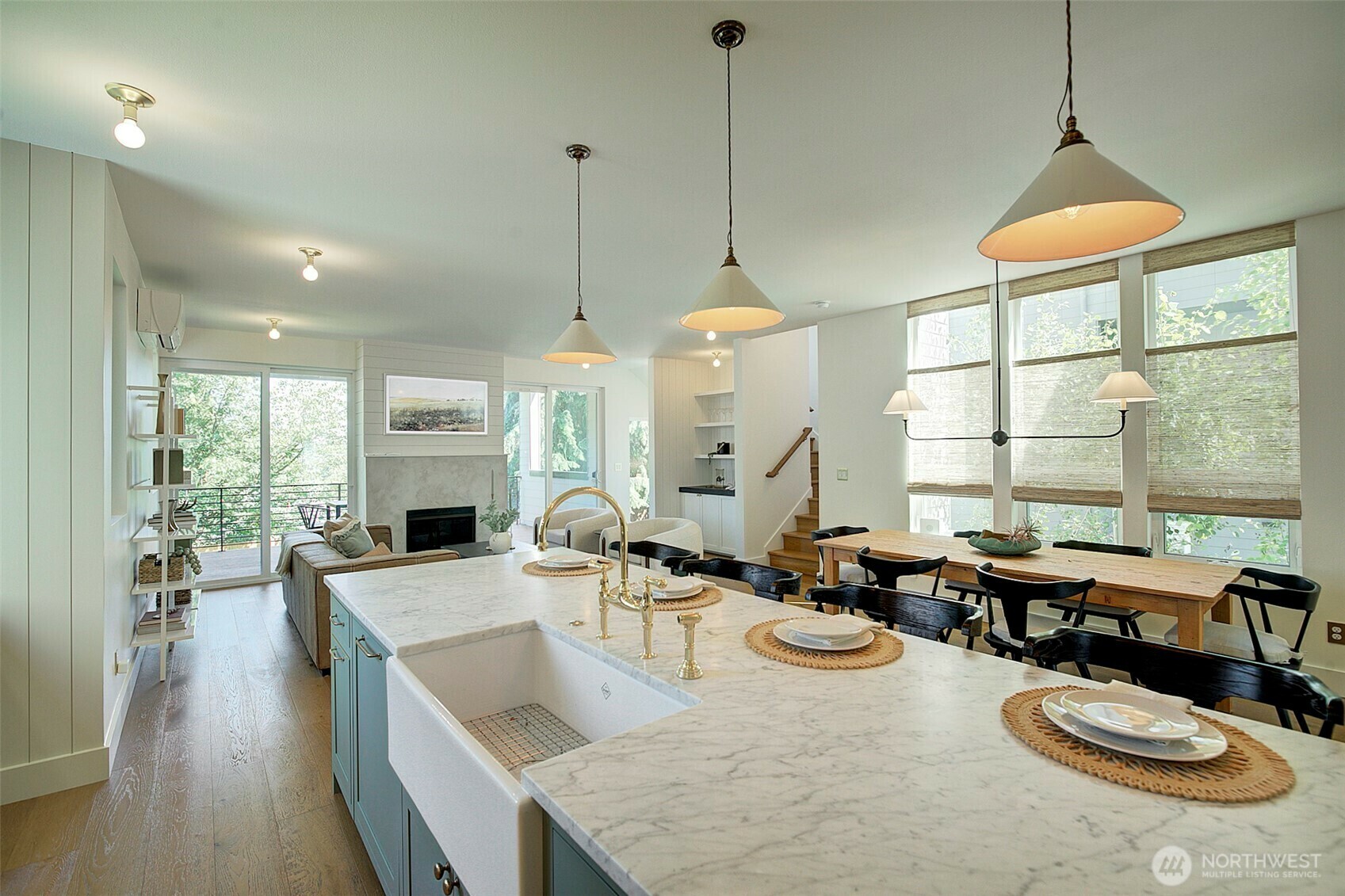 Property Photo:  9208  11th Avenue NW  WA 98117 