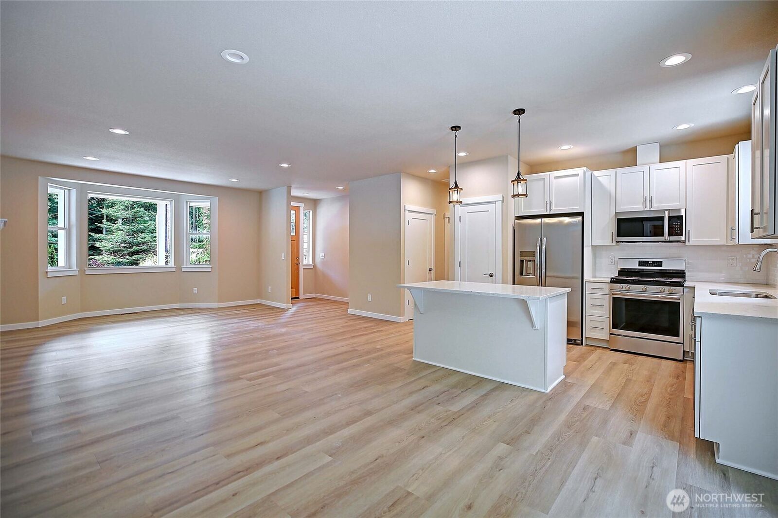 Property Photo: 2801 Huckleberry Lane WA 98282