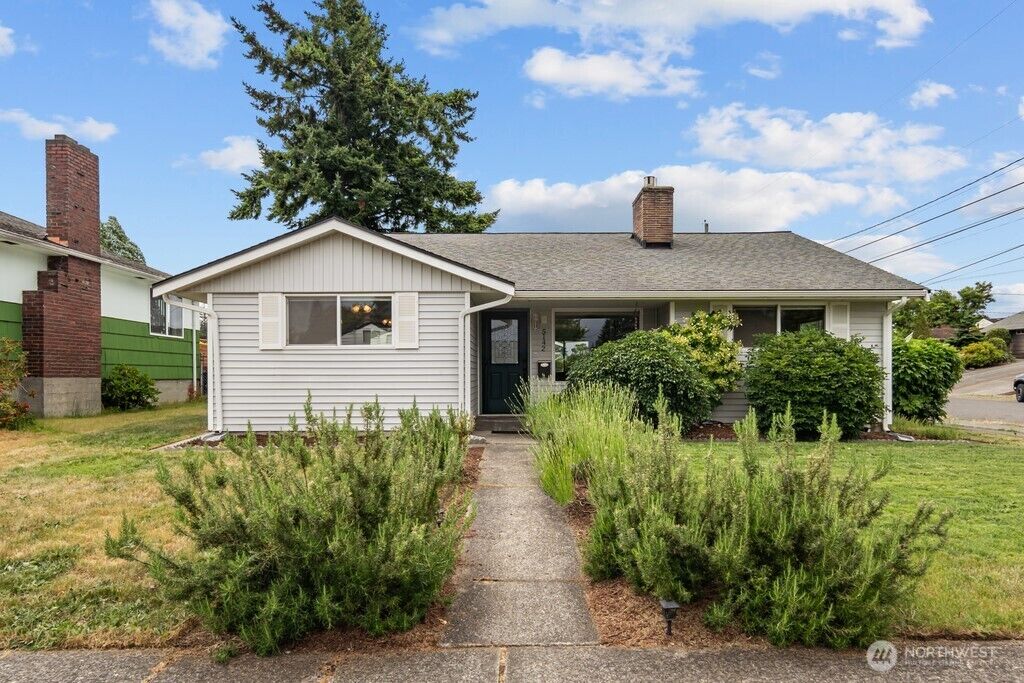Property Photo:  5142 N 27th Street  WA 98407 