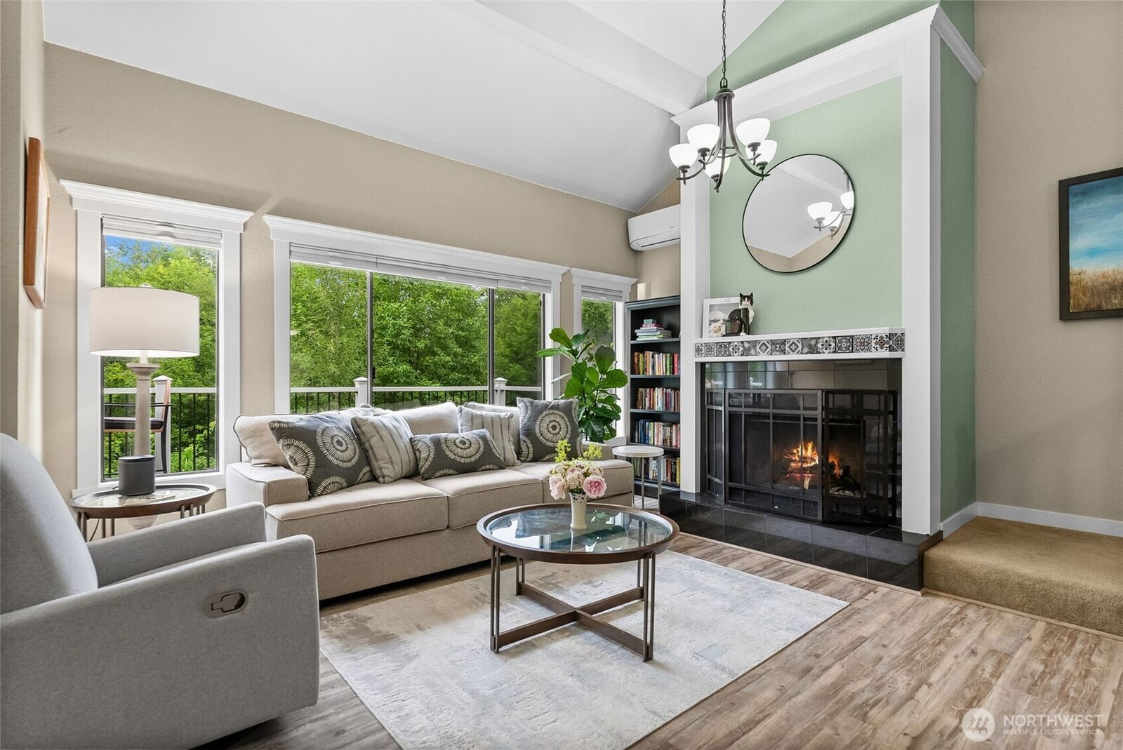 Property Photo:  2104  7th Avenue SW  WA 98371 
