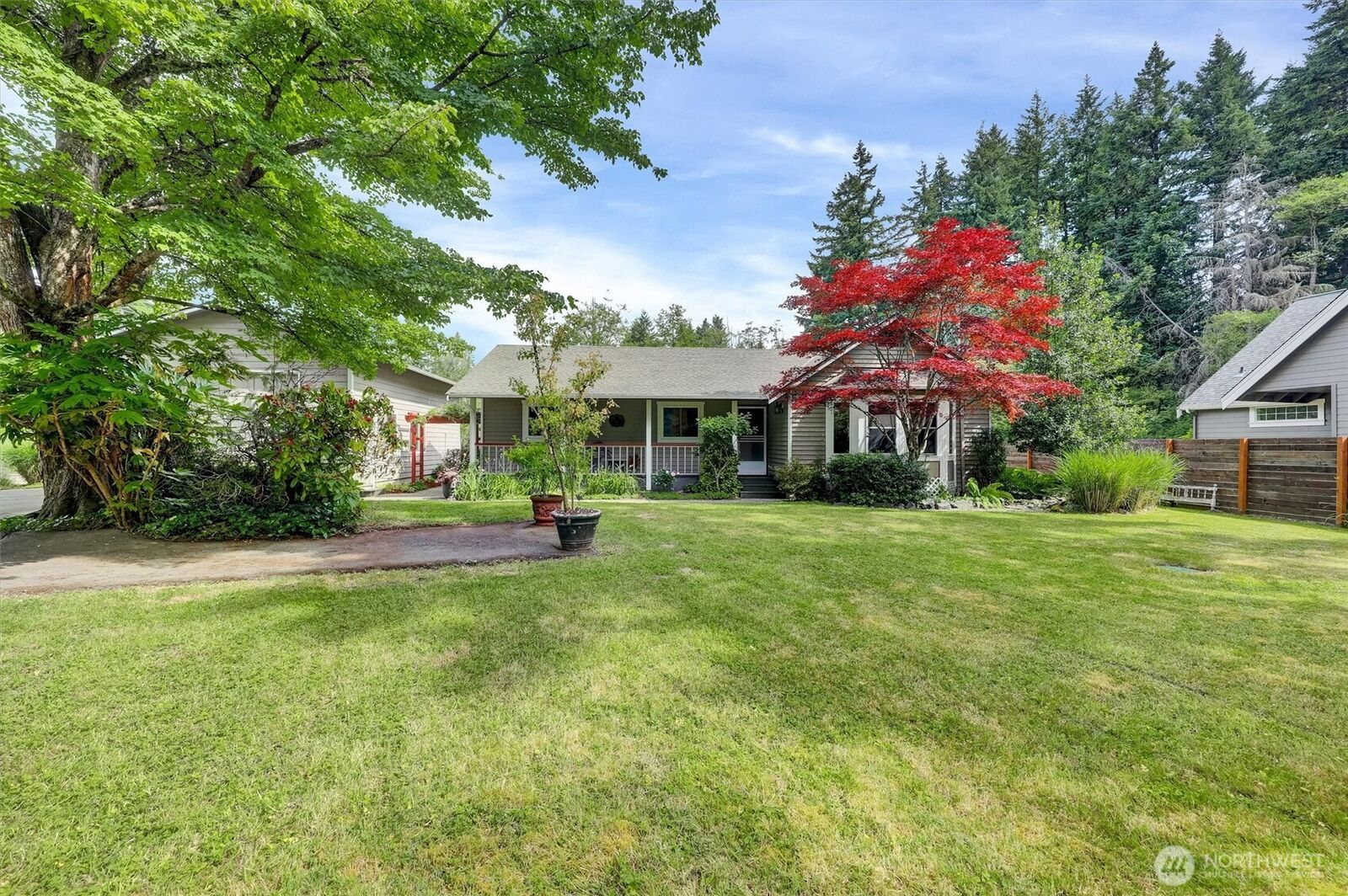 Property Photo:  4623  224th Street SE  WA 98021 