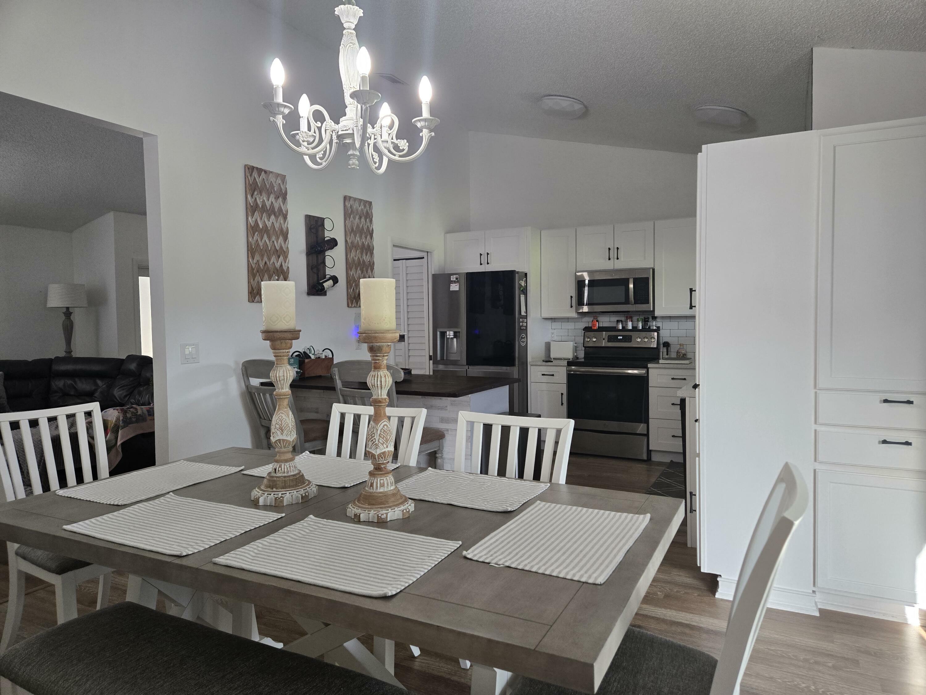 Property Photo: 8116 Chatuga Court FL 33467