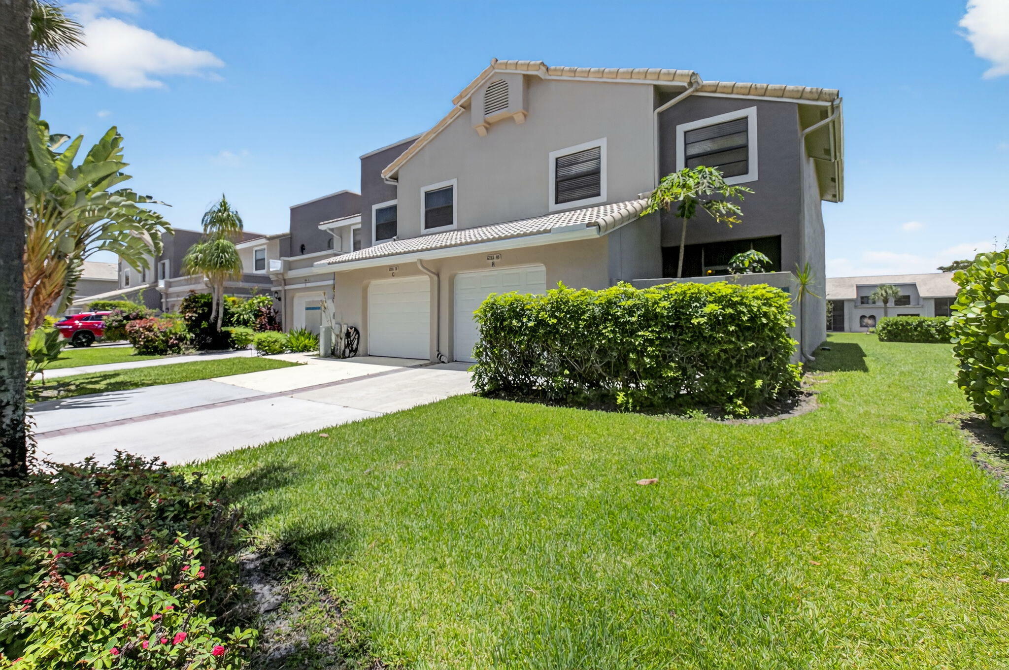 Property Photo: 5255 Monterey H Circle H FL 33484