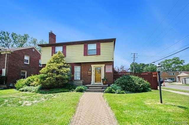 16251 Prest Street  Detroit MI 48235 photo