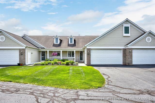 8878 N Peninsula Court 16  Zeeland Twp MI 49464 photo