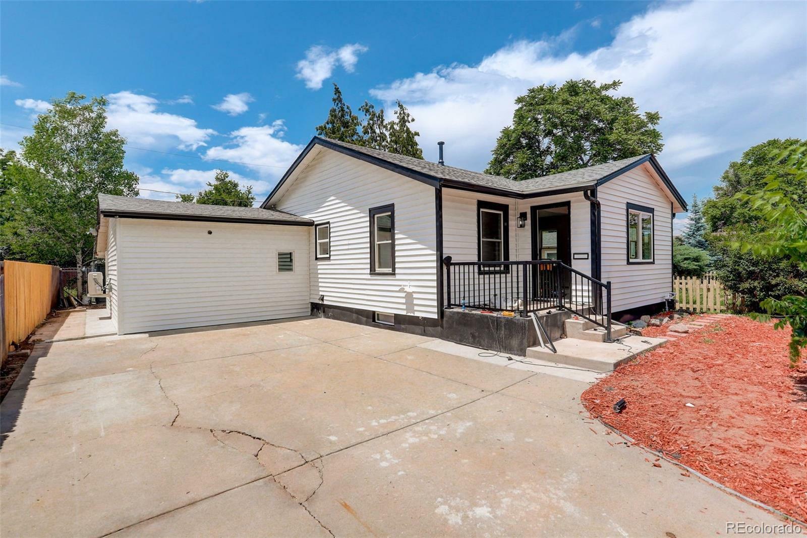 1925 Syracuse Street  Denver CO 80220 photo