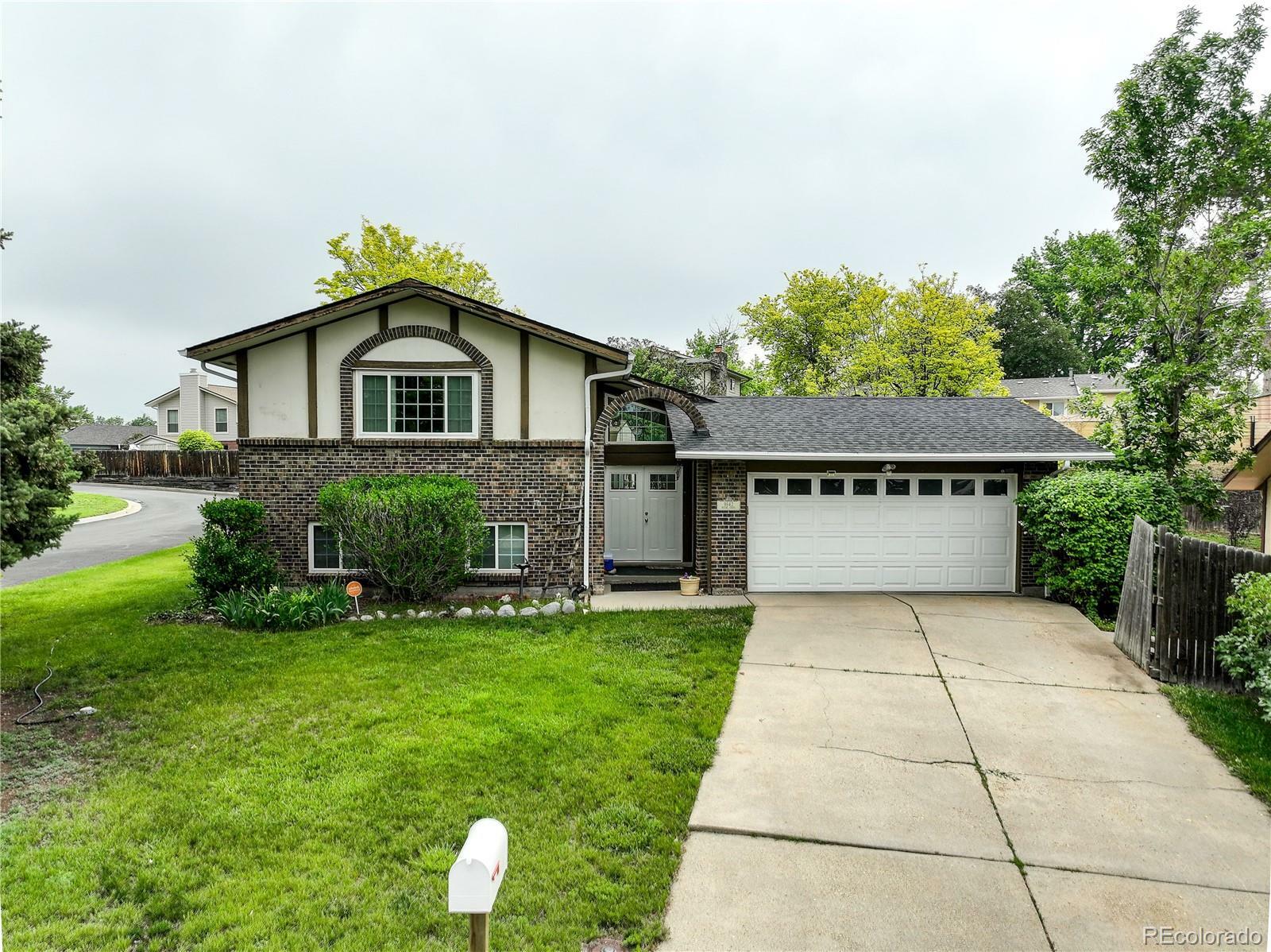 9642 Meade Court  Westminster CO 80031 photo