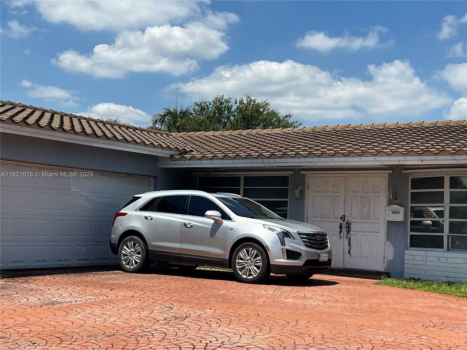 Property Photo: