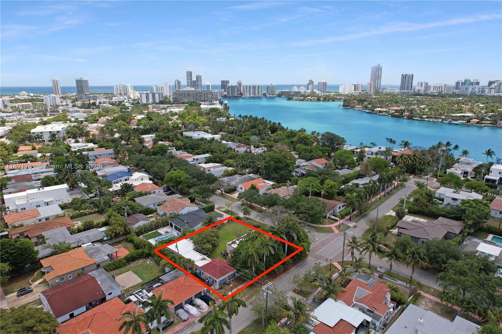 Property Photo: 1423 Biarritz Dr FL 33141